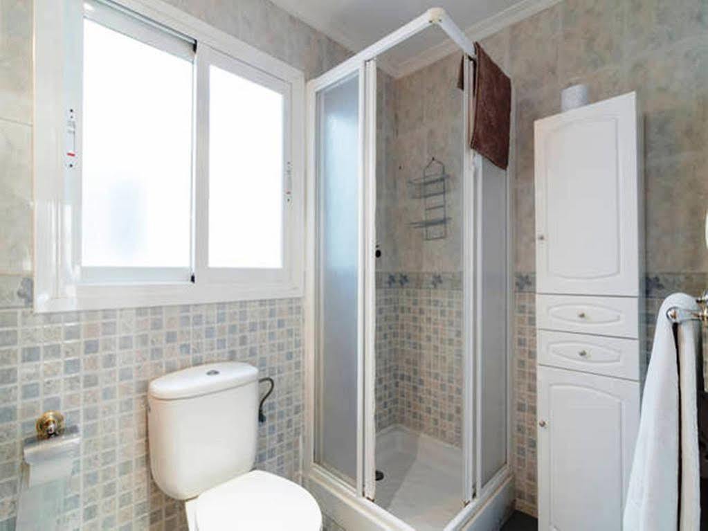 Vicenta Apartaments Torremolinos Exterior photo